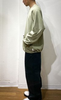 画像2: UNFRM OUTDOOR STANDARD (ユニフォーム アウトドア スタンダード)  /   TRIPLE POCKET CREWNECK PULLOVER (トリプルポケット クルーネックプルオーバー)  オリーブ