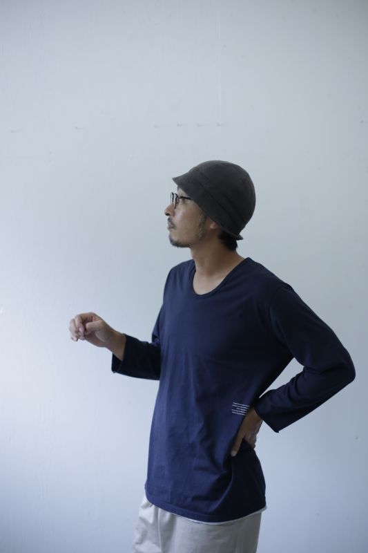 remilla （レミーラ）Uネック 九分 Tee 着用イメージ  ダークネイビー 