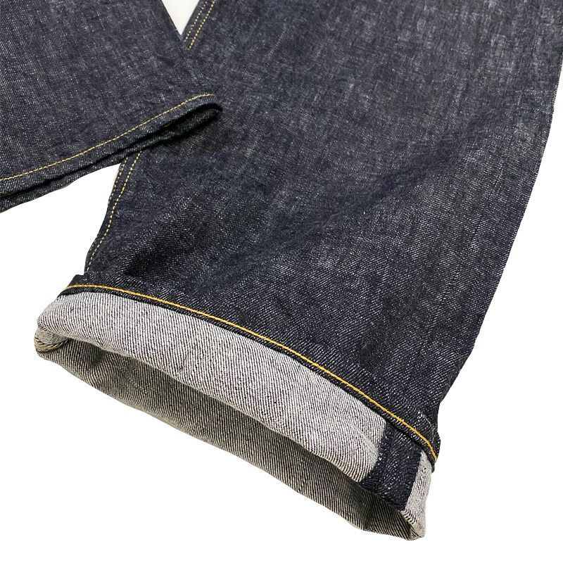 スピナーベイトのデニム FAT PANTS