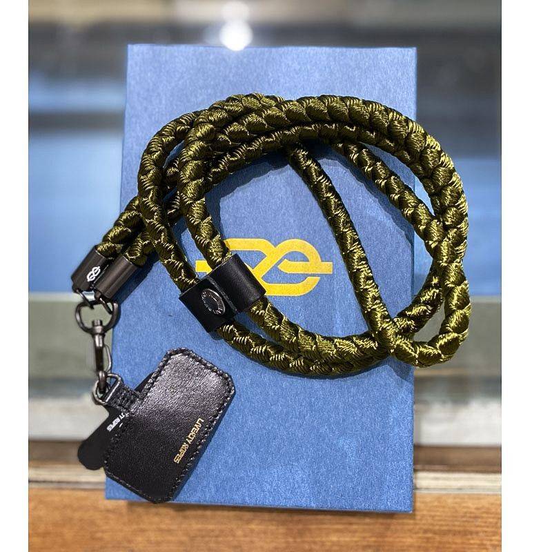 LIVERTY ROPES リバティー ロープスのスマートフォンショル<br />
ダー ストラップ  5REN  RUMI OLIVE